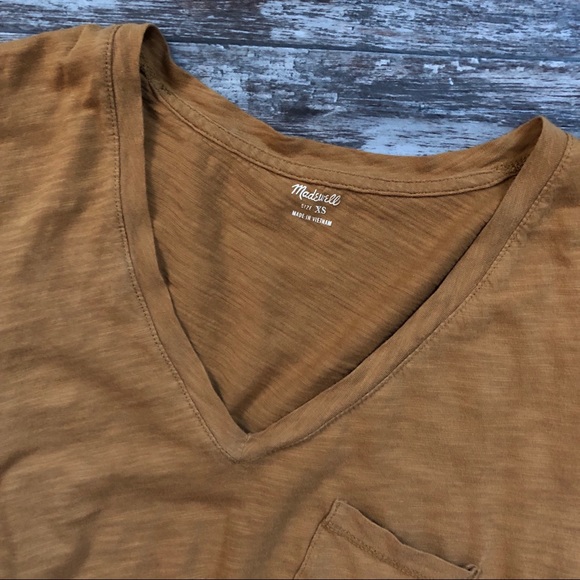 Madewell | Mustard V-Neck Pocket Tee - Picture 5 of 6